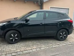Schwarz Gebraucht 2013 Hyundai ix35 Premium SUV | 10.500 € (Etwas zu teuer)