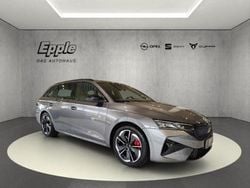 Grau Gebraucht 2024 Skoda Octavia RS Kombi | 35.790 € (Superpreis)