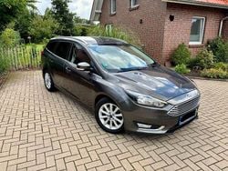 Grau Gebraucht 2017 Ford Focus Trend Kombi | 7.950 € (Guter Preis)