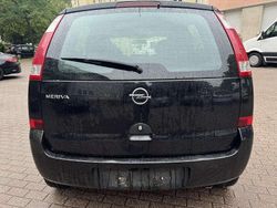 Gebraucht 2005 Opel Meriva Essentia Van / Kleinbus | 1.150 € (Etwas zu teuer)