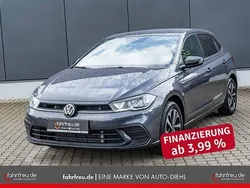Grau Gebraucht 2024 VW Polo Goal Limousine | 20.990 € (Guter Preis)