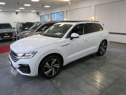 Weiß Gebraucht 2018 VW Touareg Elegance SUV | 31.950 € (Fairer Preis)