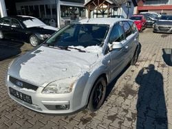 Silber Gebraucht 2007 Ford Focus Style Kombi | 1.700 € (Guter Preis)