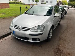 Silber Gebraucht 2005 VW Golf V Limousine | 2.500 € (Guter Preis)