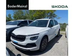 Weiß Neu 2025 Skoda Kamiq Drive SUV | 34.200 €
