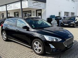 Shadow black Gebraucht 2019 Ford Focus Cool & Connect Limousine | 10.100 € (Etwas zu teuer)