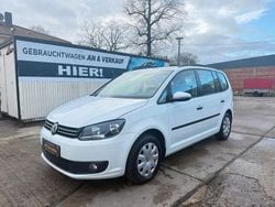 Weiß Gebraucht 2014 VW Touran Trendline Van / Kleinbus | 7.550 € (Guter Preis)