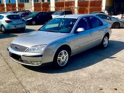 Grau Gebraucht 2006 Ford Mondeo Trend Limousine | 2.199 € (Fairer Preis)