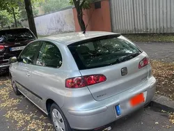 Silber Gebraucht 2002 Seat Ibiza Kleinwagen | 2.000 € (Fairer Preis)