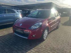 Rot Gebraucht 2009 Renault Clio GrandTour Dynamique Kombi | 4.999 € (Teuer)
