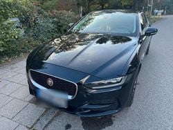 Schwarz Gebraucht 2019 Jaguar XE R-Dynamic Limousine | 22.000 € (Fairer Preis)