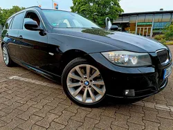 Schwarz Gebraucht 2010 BMW 325 Kombi | 6.200 € (Teuer)