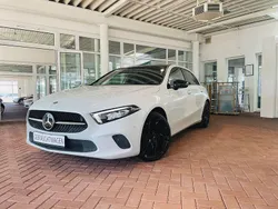 Weiß Gebraucht 2018 Mercedes A250 Night Limousine | 27.300 € (Fairer Preis)