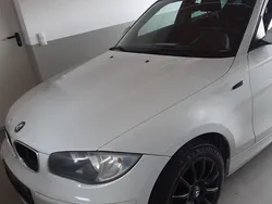 Weiß Gebraucht 2008 BMW 116 Kleinwagen | 1.999 €