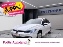 Weiss Gebraucht 2023 VW Golf VIII Life Kombi | 22.997 € (Guter Preis)