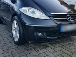 Schwarz Gebraucht 2006 Mercedes A180 Kleinwagen | 3.400 €