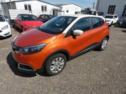 Orange Gebraucht 2017 Renault Captur Experience SUV | 8.490 € (Guter Preis)