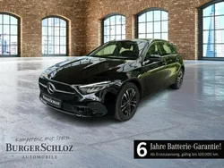 Nachtschwarz Gebraucht 2024 Mercedes A250 Progressive Limousine | 30.200 € (Guter Preis)