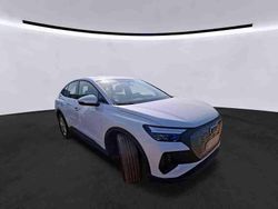 Weiß Gebraucht 2022 Audi Q4 Sportback e-tron SUV | 22.439 € (Guter Preis)