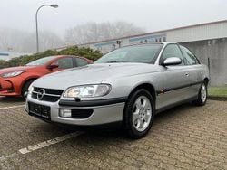 Silber Gebraucht 1999 Opel Omega Limousine | 2.990 € (Fairer Preis)