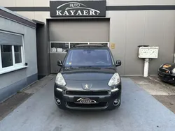 Grau Gebraucht 2014 Peugeot Partner Tepee Allure Van / Kleinbus | 8.999 € (Fairer Preis)