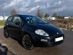 Schwarz Gebraucht 2015 Fiat Grande Punto Kleinwagen | 7.700 €