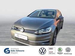 Grau Gebraucht 2017 VW Golf VII Sound Limousine | 14.950 € (Etwas zu teuer)