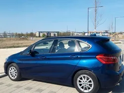 Blau Gebraucht 2016 BMW 218 Active Tourer Advantage Van / Kleinbus | 8.400 € (Guter Preis)