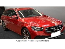 Hyazinthrotmetallic manufaktur Gebraucht 2022 Mercedes E300 Avantgarde Kombi | 35.890 € (Etwas zu teuer)