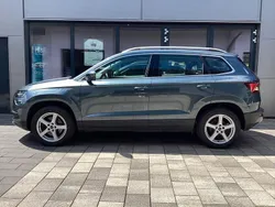Quarzgrau metallic Gebraucht 2017 Skoda Karoq Ambition SUV | 18.450 € (Fairer Preis)