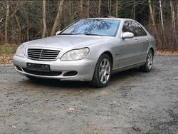 Silber Gebraucht 2004 Mercedes S500 Limousine | 2.250 €
