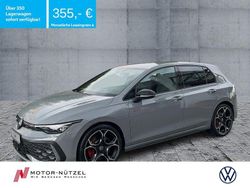 Grau Neu 2025 VW Golf VIII Style Limousine | 41.670 € (Etwas zu teuer)