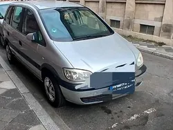 Silber Gebraucht 2001 Opel Zafira Van / Kleinbus | 1.500 € (Fairer Preis)