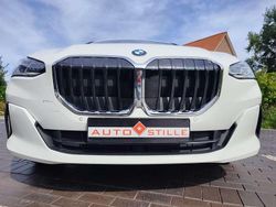 Weiß Gebraucht 2024 BMW 218 Sport Line Limousine | 25.800 € (Superpreis)