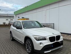 Weiß Gebraucht 2011 BMW X1 SUV | 14.000 € (Teuer)