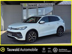 Pure white Gebraucht 2024 VW Tiguan R-line SUV | 42.950 € (Teuer)