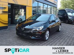 Schwarz Gebraucht 2021 Opel Astra Ultimate Limousine | 18.990 € (Etwas zu teuer)