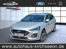 Polarsilber (silber) Gebraucht 2023 Ford Focus ST-Line Kombi | 22.950 € (Superpreis)