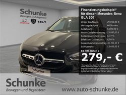 Schwarz Gebraucht 2022 Mercedes GLA200 SUV | 29.850 € (Superpreis)