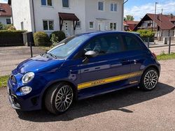 Blau Gebraucht 2017 Abarth 595 Turismo Kleinwagen | 17.200 € (Fairer Preis)