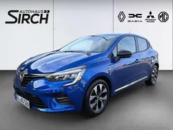 Ironblau metallic Gebraucht 2022 Renault Clio V Evolution Kleinwagen | 17.490 € (Etwas zu teuer)