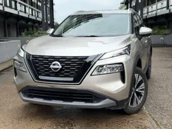 Champagne silver metallic (metallic) Gebraucht 2023 Nissan X-Trail N-Connecta SUV | 25.980 € (Superpreis)
