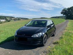 Schwarz Gebraucht 2014 VW Golf VII Trendline Limousine | 7.000 € (Fairer Preis)