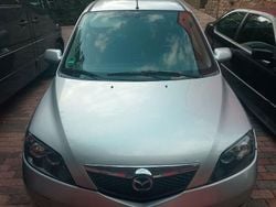 Silber Gebraucht 2006 Mazda 2 Limousine | 1.000 € (Guter Preis)