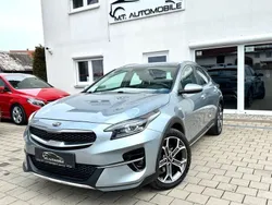 (css) lunarsilber met. Gebraucht 2021 Kia XCeed Play SUV | 18.690 € (Fairer Preis)