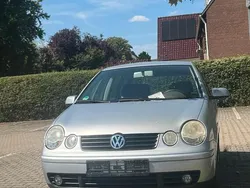 Silber Gebraucht 2001 VW Polo Kleinwagen | 750 € (Guter Preis)