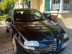 Schwarz Gebraucht 2003 Alfa Romeo 147 Kleinwagen | 1.250 € (Etwas zu teuer)