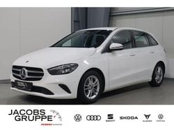 Weiß Gebraucht 2019 Mercedes B180 Van / Kleinbus | 21.940 € (Fairer Preis)