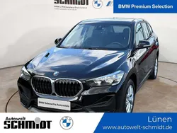 Schwarz uni Gebraucht 2022 BMW X1 Advantage SUV | 20.790 € (Fairer Preis)