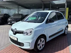 Pastellblau (blau) Gebraucht 2021 Renault Twingo SE Kleinwagen | 9.450 € (Fairer Preis)